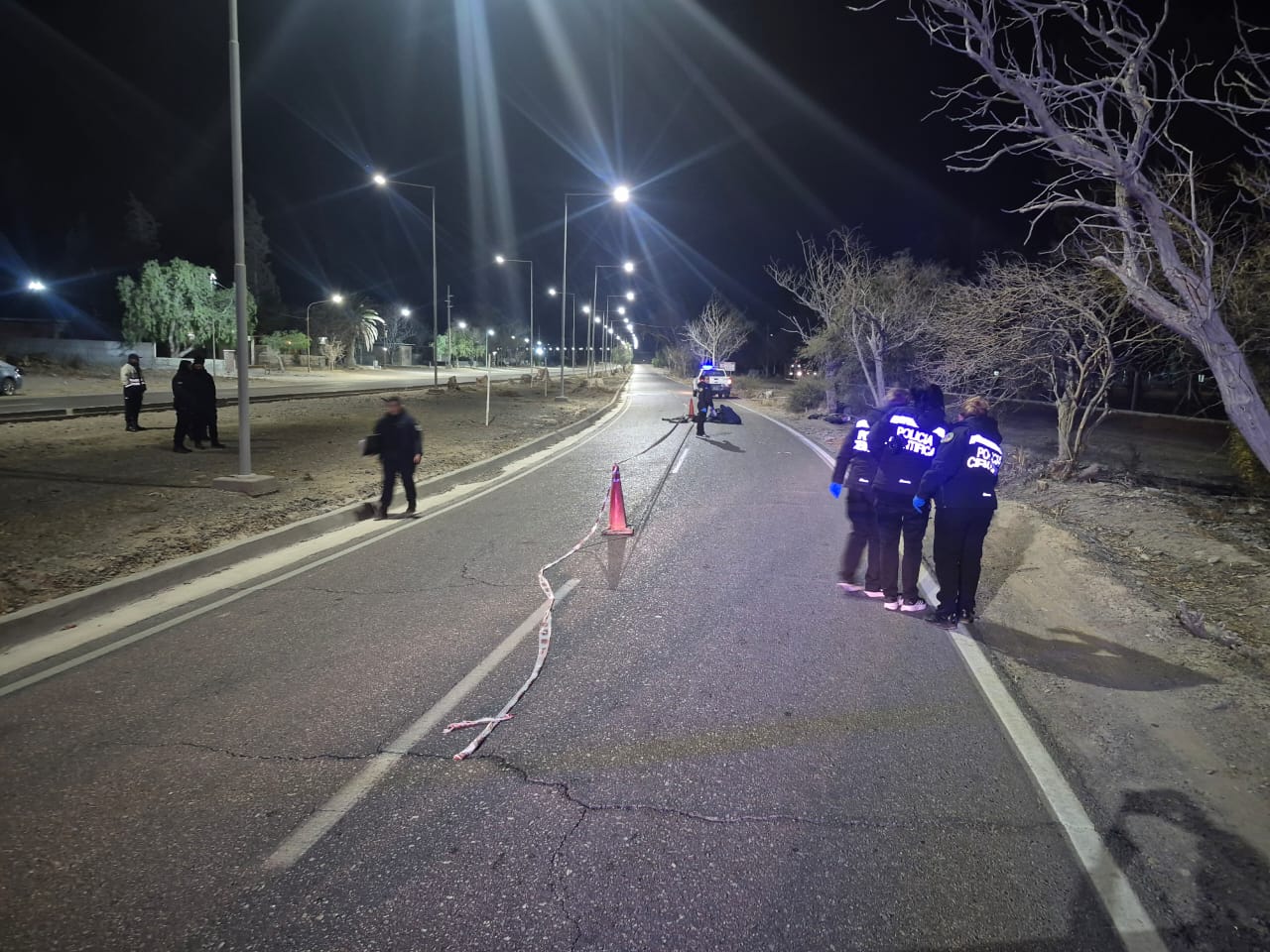 Tragedia en Rivadavia: un motociclista murió tras chocar contra un árbol en Ignacio de la Roza