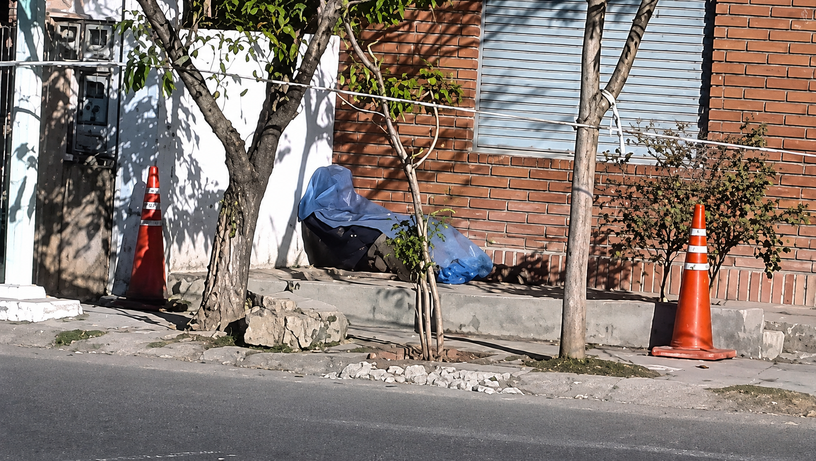 Hallaron sin vida a un hombre en situación de calle en Rivadavia