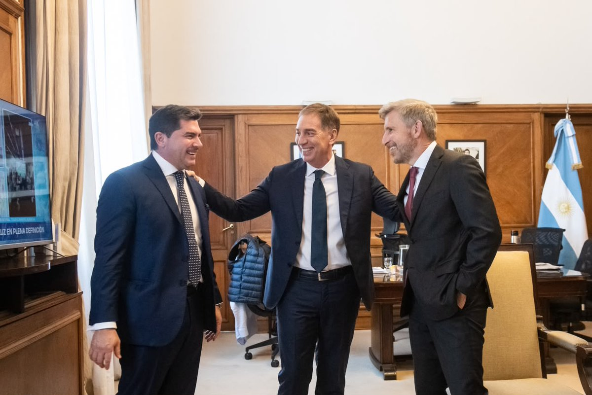 Orrego participó de la asunción de Diego Santilli y reunión con el flamante jefe de Gabinete