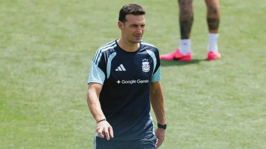 Lionel Scaloni evalúa dos variantes para enfrentar a Austria