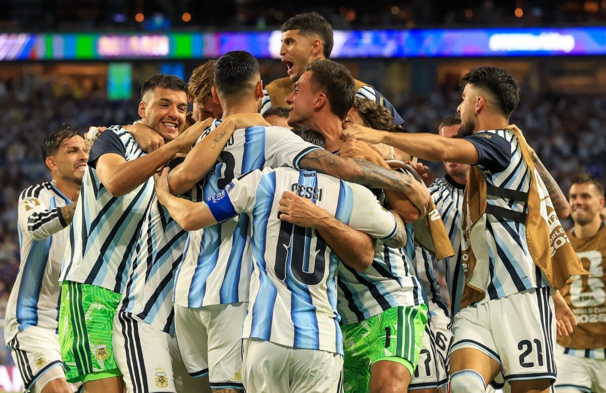 Argentina busca los cuartos de final