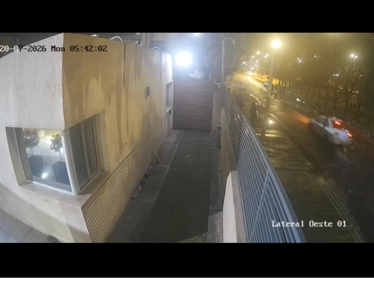Difunden video tras la muerte de Cintia Ortega: buscan un Corsa Classic blanco