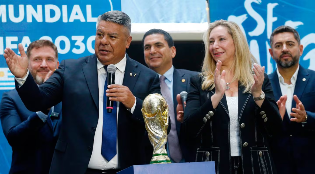 Congelan la reforma más polémica del fútbol, mientras avanza la Justicia de EE.UU sobre la AFA