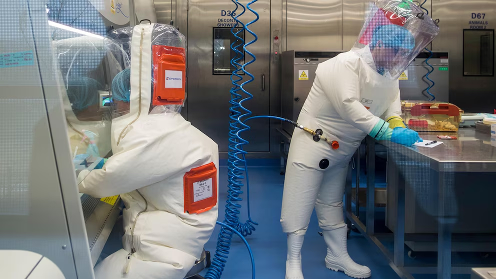 Un informe de la Casa Blanca atribuyó el origen del COVID-19 a una fuga del laboratorio en Wuhan