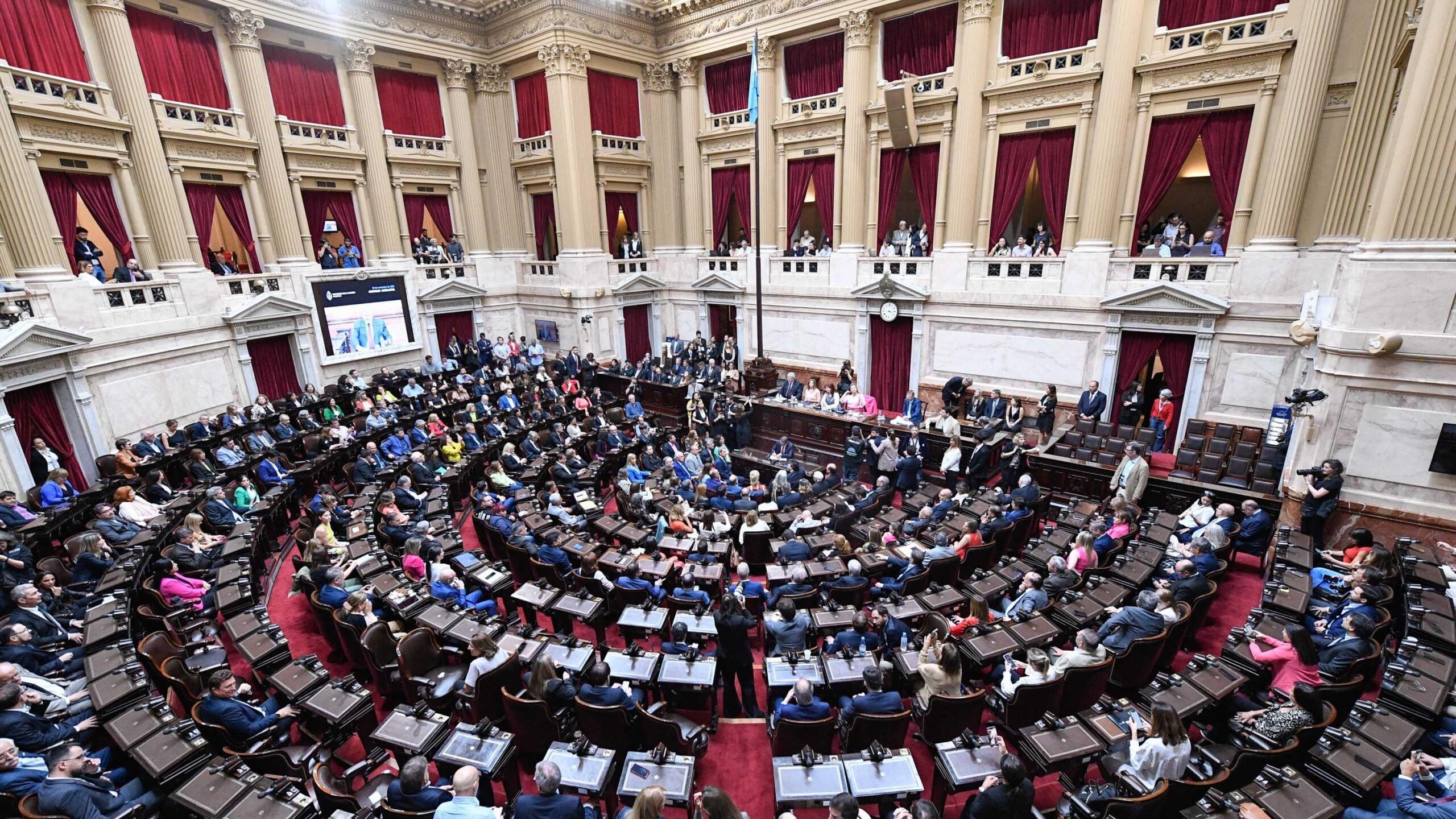 Las PASO 2027, en zona de riesgo: Milei negocia una suspensión y los gobernadores ponen condiciones