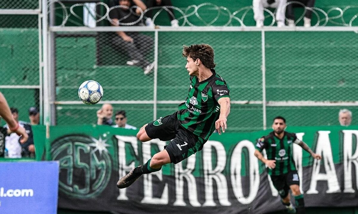 San Martín sostuvo la ventaja y venció a Nueva Chicago