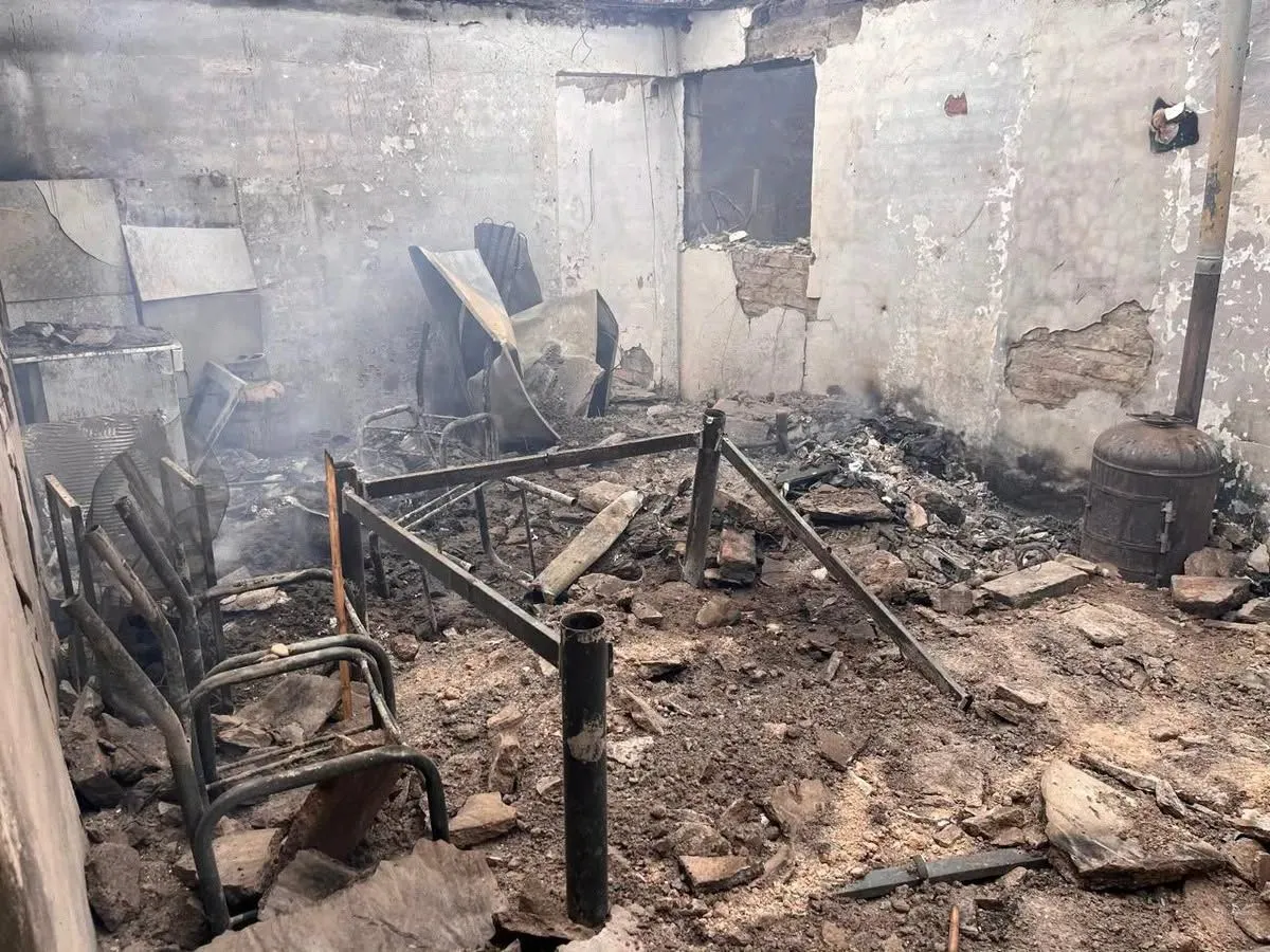 Graves daños tras el incendio en Pocito: 10 casas quedaron destruidas y el gobierno asistirá a familias