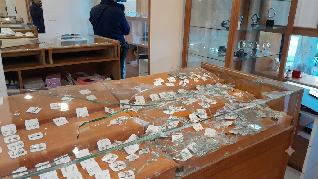 VIDEO / Golpe millonario en una joyería: en cuatro minutos se llevaron más de $30 millones
