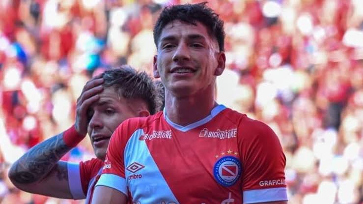 Domingo de fútbol con cuatro encuentros por la séptima fecha del Torneo Clausura