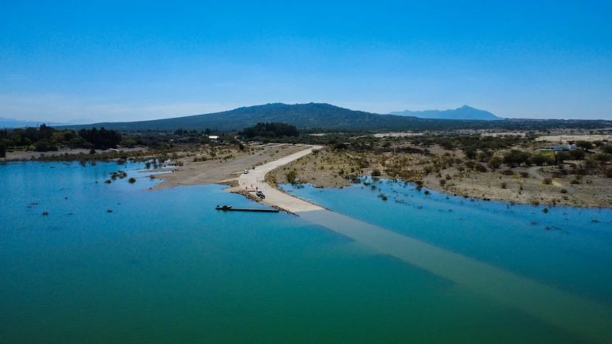 El deshielo cambiará Ullum y Punta Negra: prevén que el agua cubra embarcaderos