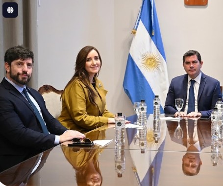 Villarruel en San Juan: una visita con señales hacia 2027