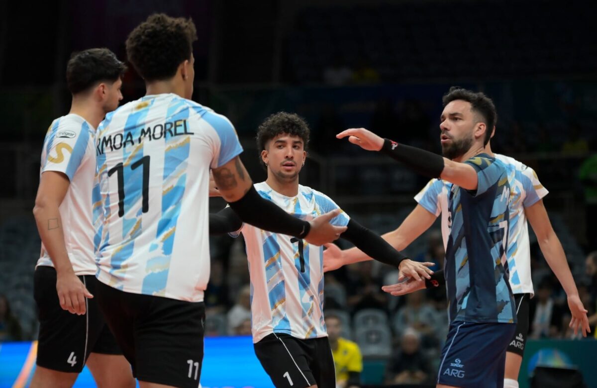 La Selección Argentina de vóley logró su tercer triunfo consecutivo en el Sudamericano