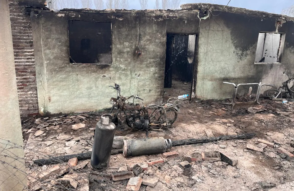 El fuego se habría “ido de las manos”: la principal hipótesis detrás del grave incendio en Pocito