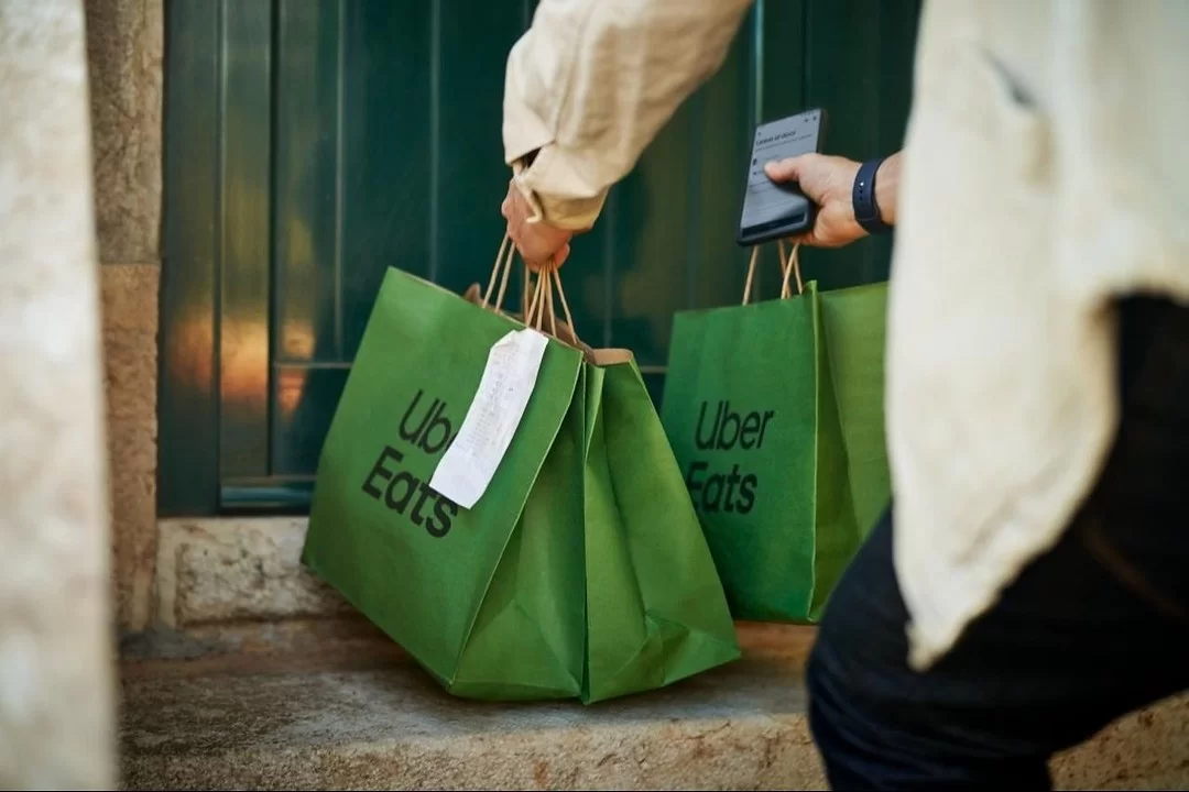 Uber Eats desembarca en San Juan e integra su plataforma de envíos a la app tradicional