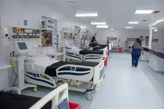 Académicos recorrieron sedes formativas de  la nueva carrera de medicina