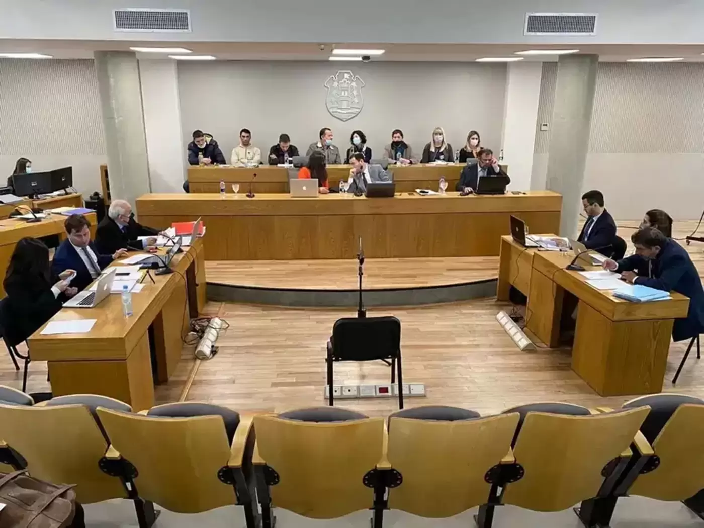 Apuntes sobre juicio por jurados