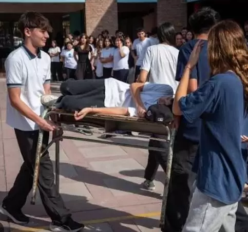 Simulacro de evacuación simultánea de escuelas