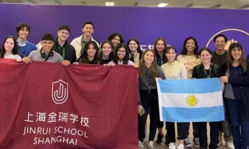 Estudiantes sanjuaninos realizan intercambio cultural en China